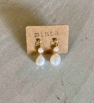 GOLD STUD 2 PEARL EARRING