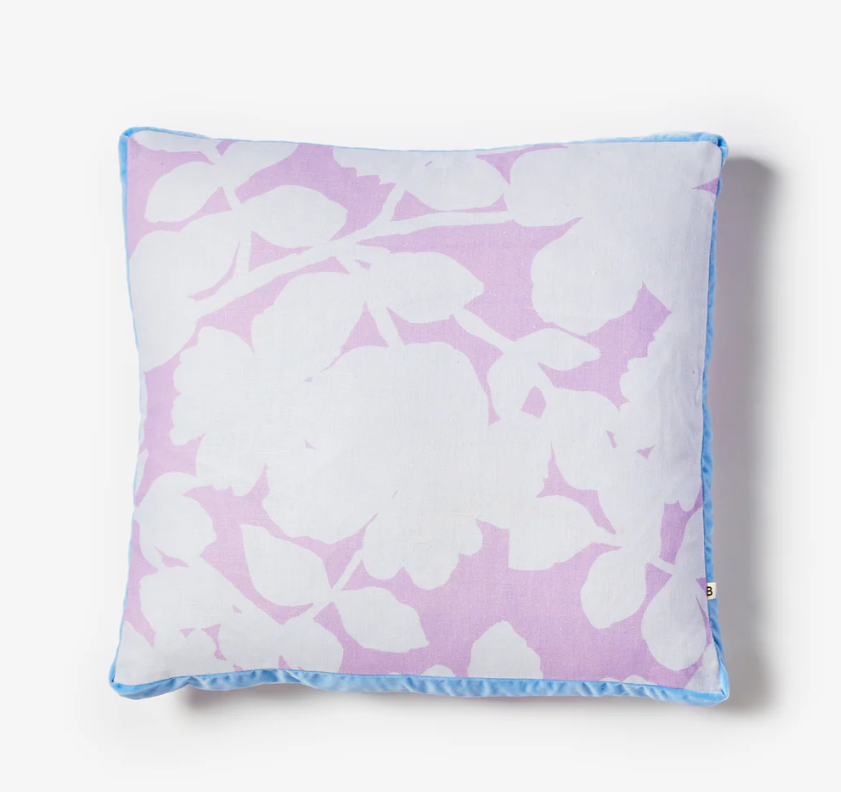 CARMINE LILAC CUSHION