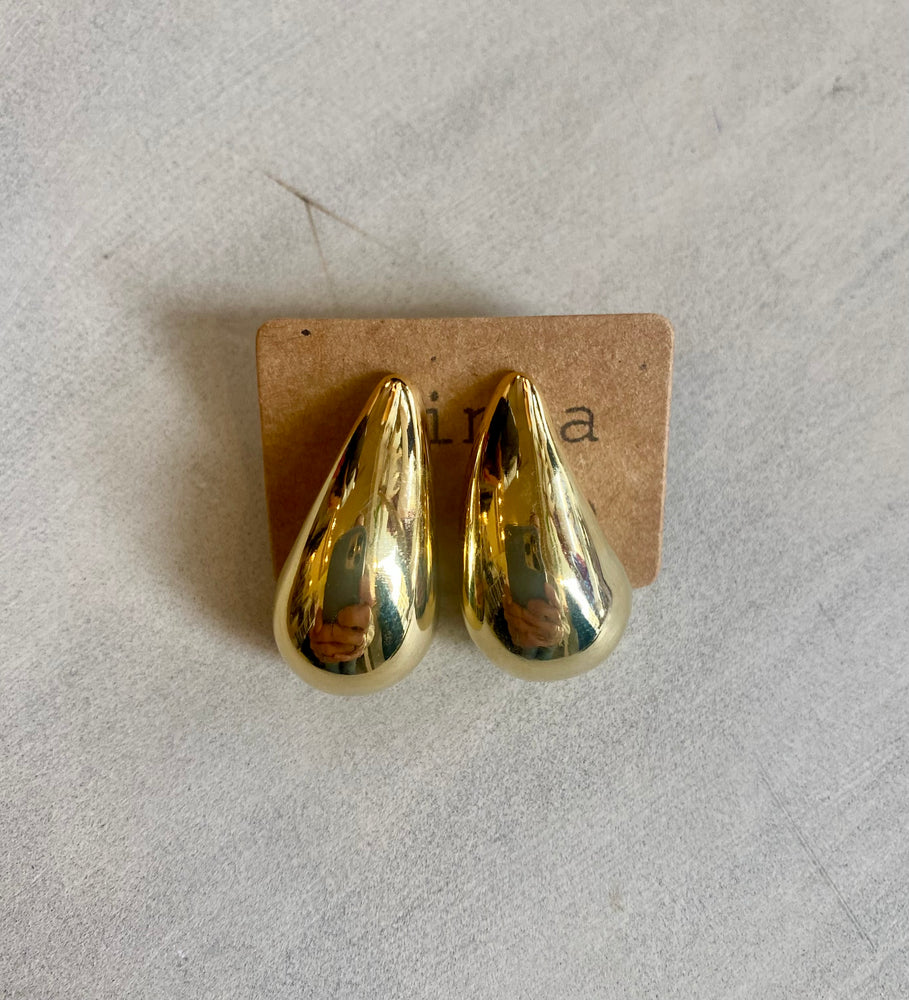 DROP GOLD EARRING