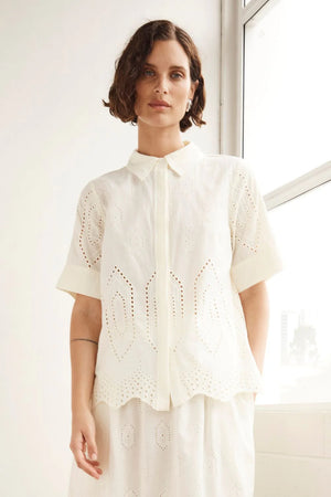 PIXEL TOP - CREAM BRODERIE